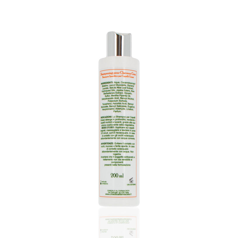 Shampoo specifico per capelli grassi
